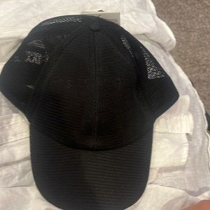 A black ivy park hat